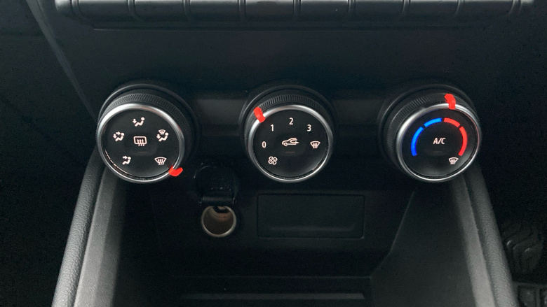 Renault Clio 1.0 TCe 100 Play 5dr Petrol Hatchback